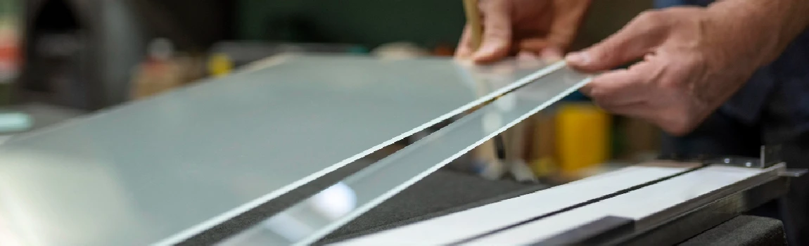 Emergency Glass Repair for Hospitality Businesses in Northdale, FL